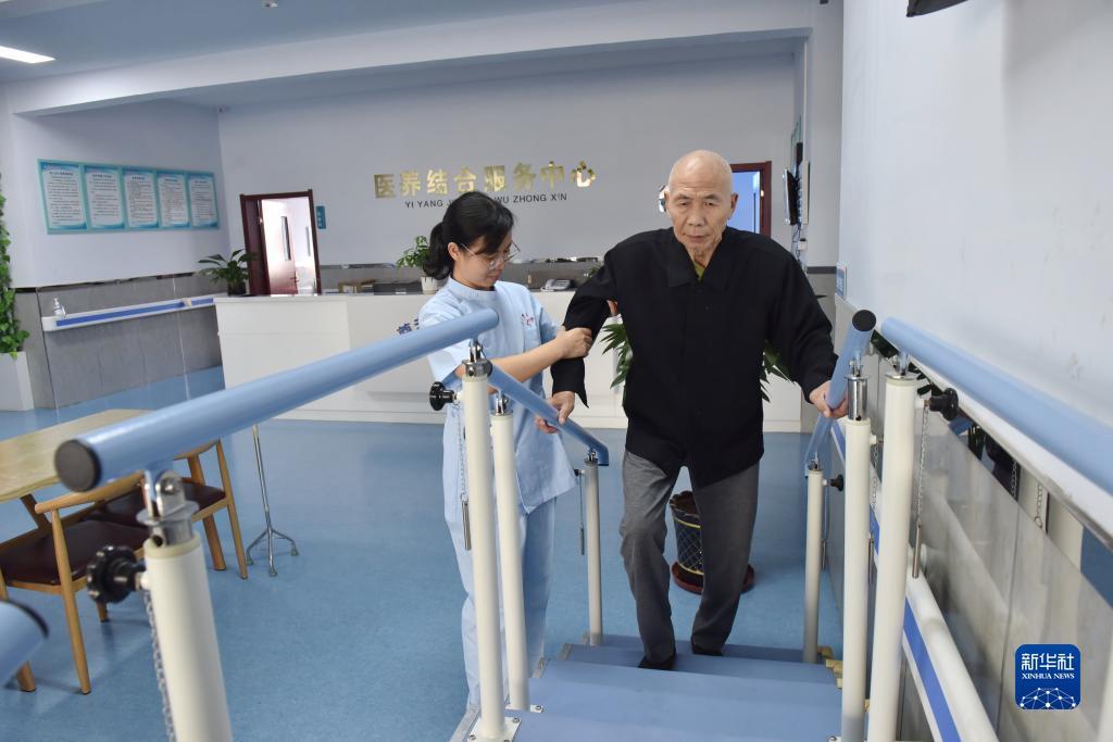 宝利游戏客服电话